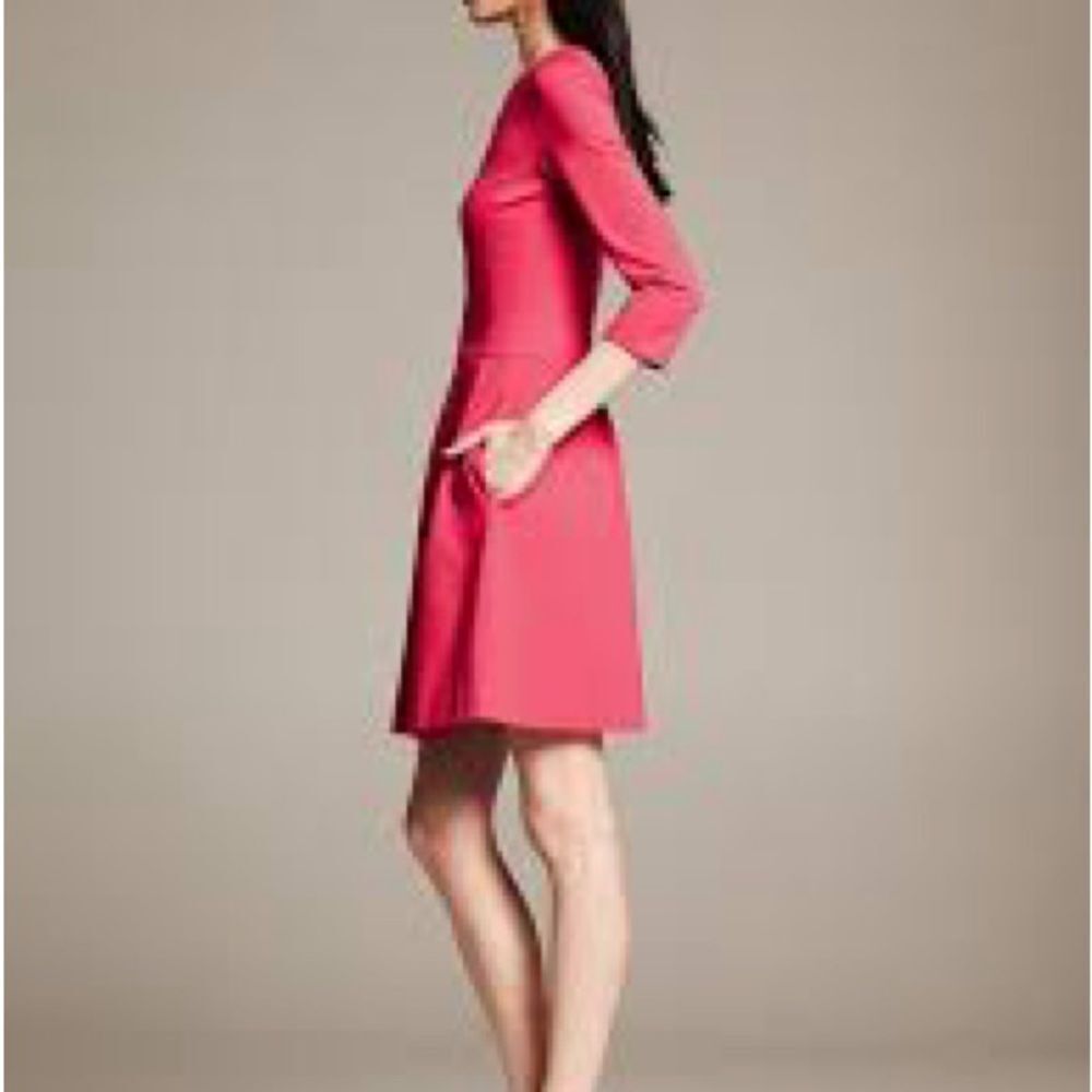 Banana Republic Ponte fit and flare dress Size 4 pink NWOT‎ in packaging - Picture 3 of 6